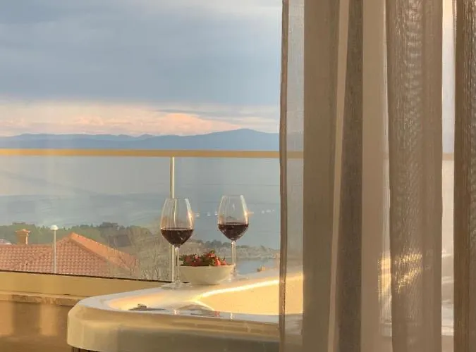 Apartament Mali Raj *