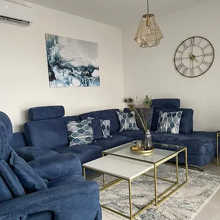 Mali Raj Apartment Makarska