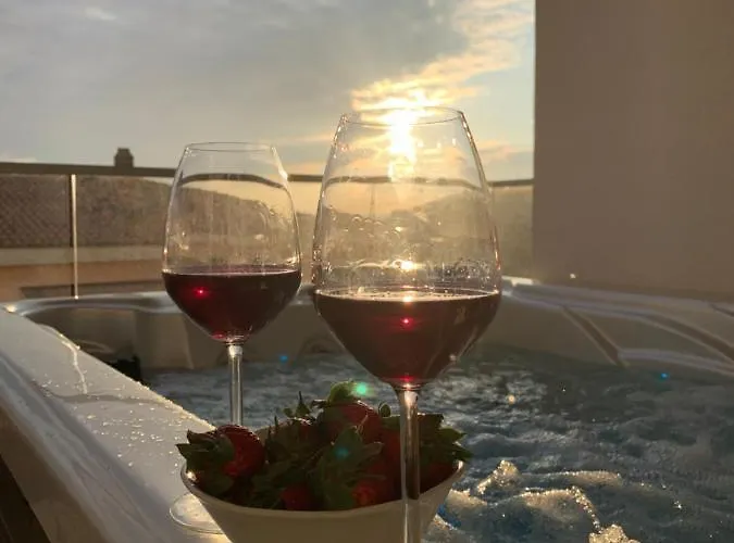 Mali Raj Макарська